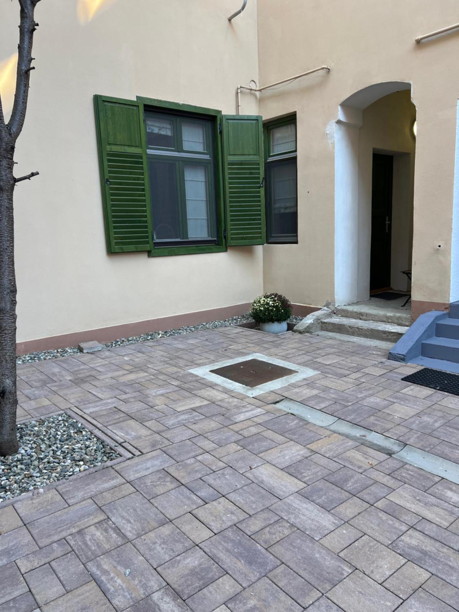 Star Center Sibiu Apartment Bagian luar foto